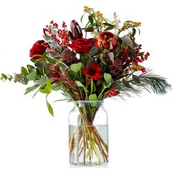 Red Christmas bouquet